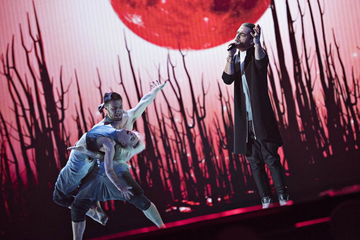 Это невероятно вдохновляет: Эльнур Гусейнов на сцене "Евровидения" (ФОТО)