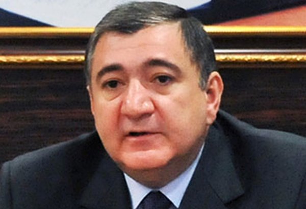 Azerbaijani minister talks priority of tax system for 2017
