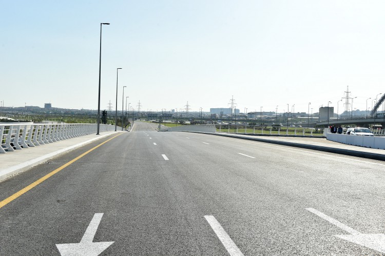 Prezident İlham Əliyev Bakı Olimpiya Stadionu ətrafında inşa olunan yol-nəqliyyat infrastrukturunun açılışında iştirak edib  (FOTO)