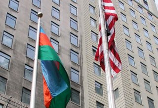 ABD Azerbaycan'ın özel sektörünü teşvik etmek için hazır