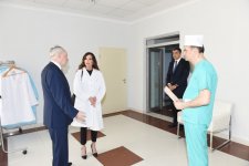 Azerbaijan’s first lady visits injured in fire outbreak in Baku (PHOTO)