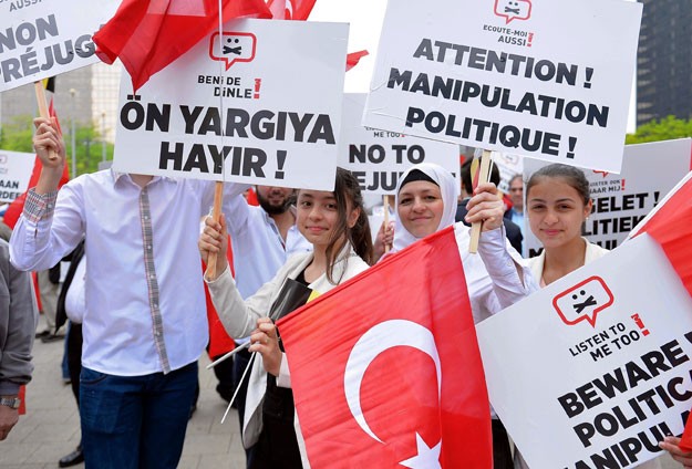 Turks hold protest in Belgium