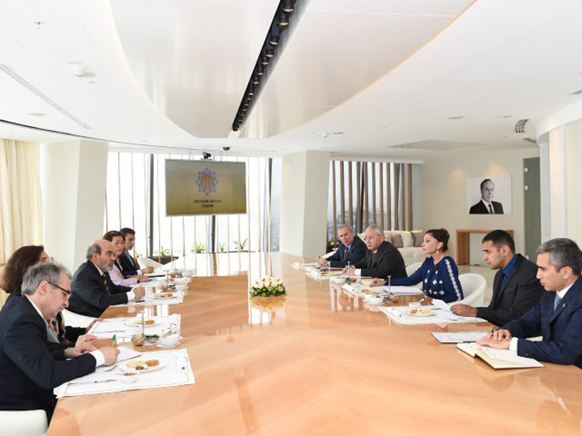 Azerbaijan`s first lady meets with delegation headed with FAO director-general