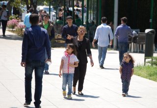 Население Азербайджана приближается к 10 млн человек