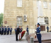 Azerbaijani president visits memorial in honor of Azerbaijan Democratic Republic