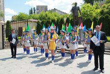 Kiyevdə I Avropa Oyunları ilə bağlı bayram yürüşü və tanıtım keçirildi (FOTO)