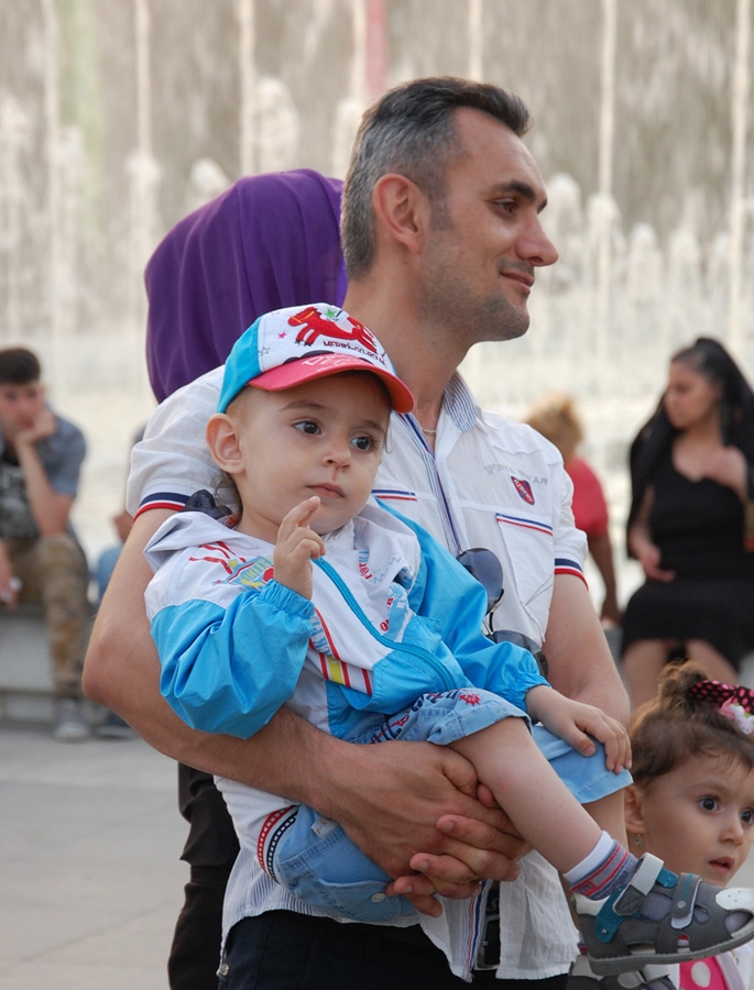 1 iyun - Uşaqların Beynəlxalq Müdafiəsi Günüdür  (FOTO)