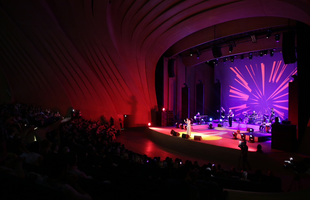 Heydər Əliyev Mərkəzində I Avropa Oyunlarına həsr olunan konsert keçirilib  (FOTO) - Gallery Image