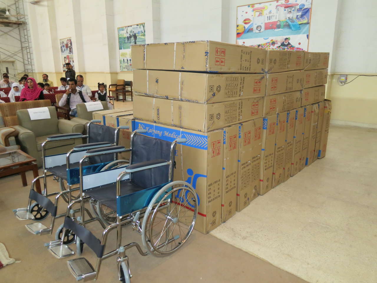 Heydər Əliyev Fondunun dəstəyi ilə Pakistanda humanitar aksiya keçirilib (FOTO)