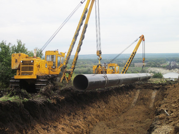 Laying tunnel for Turkmenistan-China gas pipeline completing in Tajikistan