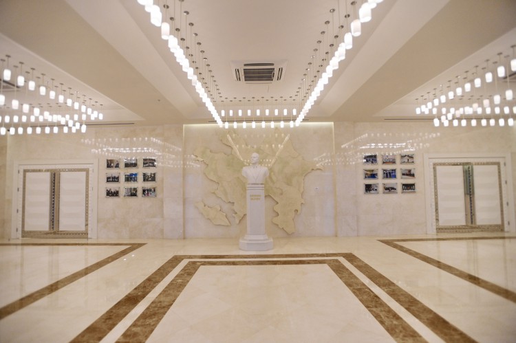 Президент Азербайджана и его супруга приняли участие в открытии административного здания Федерации бокса и «Qafqaz Baku Sport Hotel» (ФОТО)