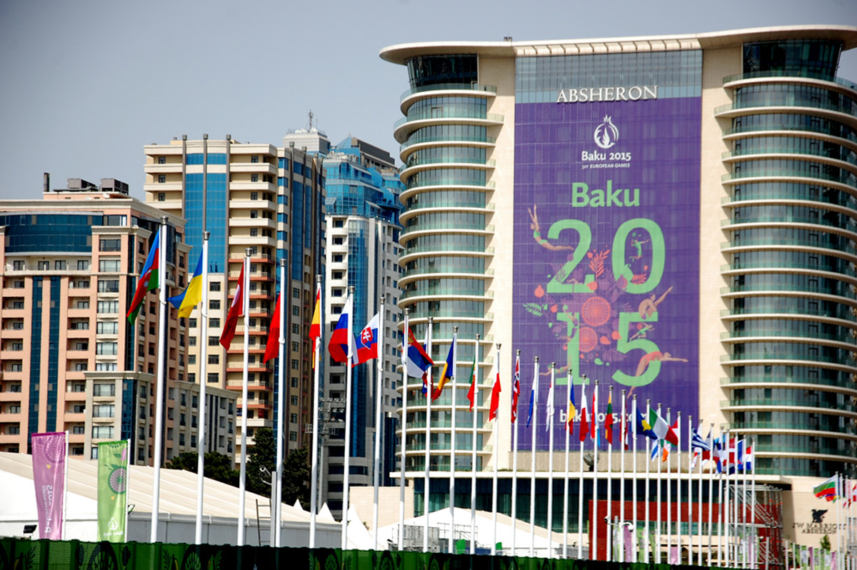 Bakı İlk Avropa Oyunları əhvali-ruhiyyəsində (FOTO)