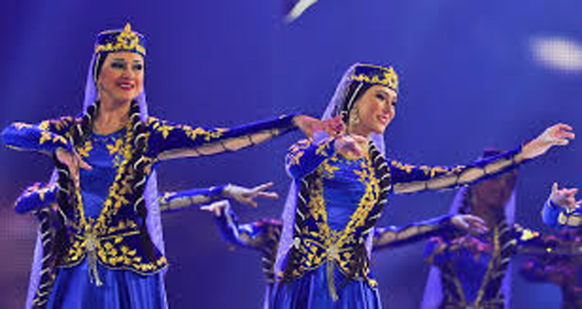 Узбекские СМИ опубликовали материал “Азербайджанские народные танцы – Яллы” (ФОТО)