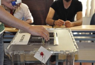 На повторных парламентских выборах в Турции проголосует свыше 75 млн избирателей