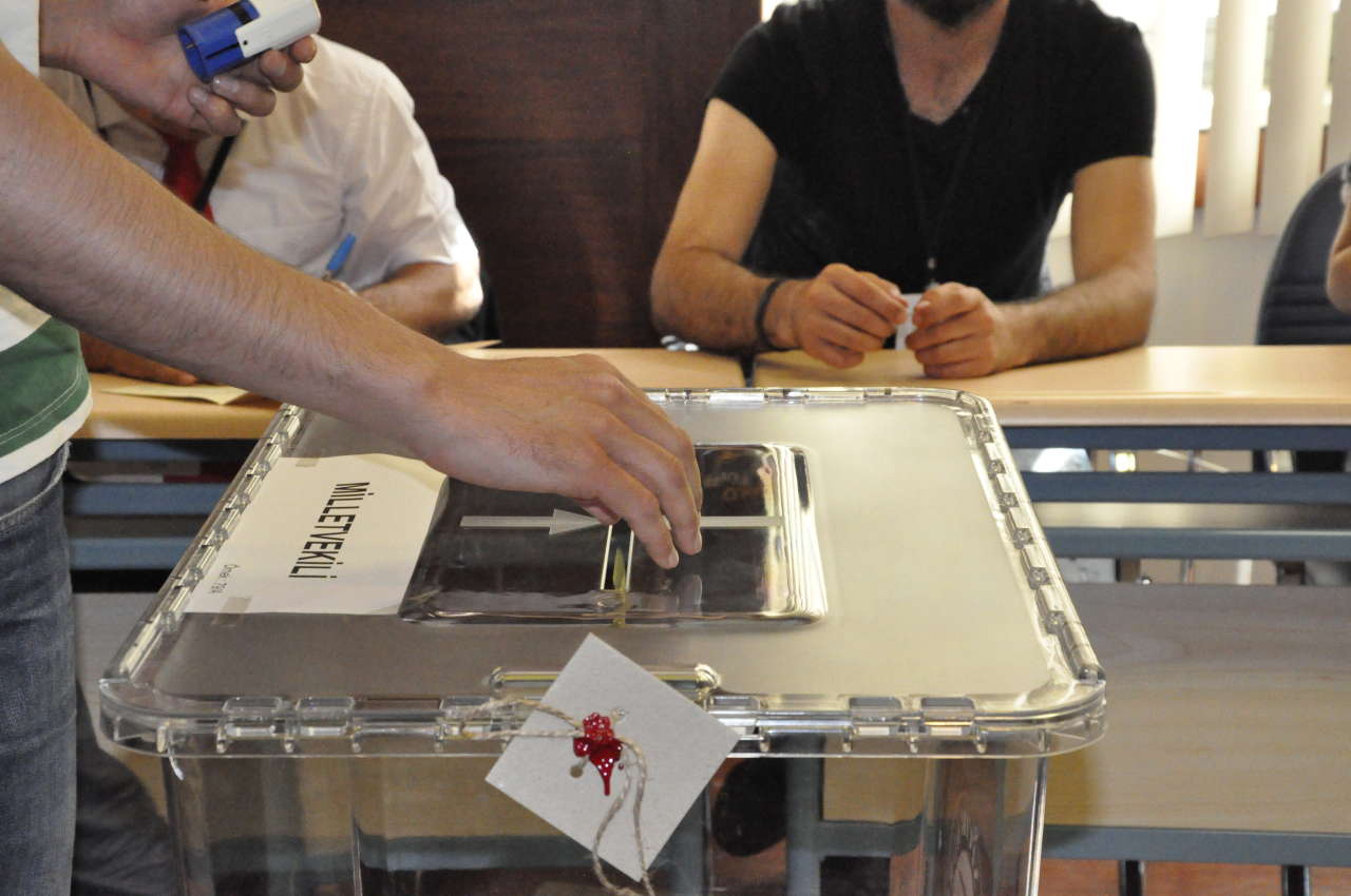 60% of ballot boxes are opened in Turkey (UPDATE)