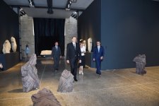 Президент Азербайджана и его супруга приняли участие в открытии Музея каменной летописи (ФОТО)