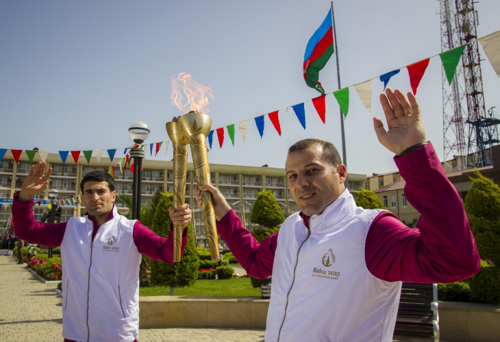 “Bakı-2015” birinci Avropa Oyunlarının məşəli Neft daşlarında (FOTO, VİDEO)