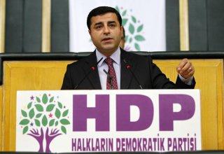 Оппозиционная партия Турции отказывается от депутатской неприкосновенности