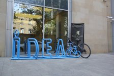 IDEA продолжает устанавливать велосипедные стоянки в Баку (ФОТО)