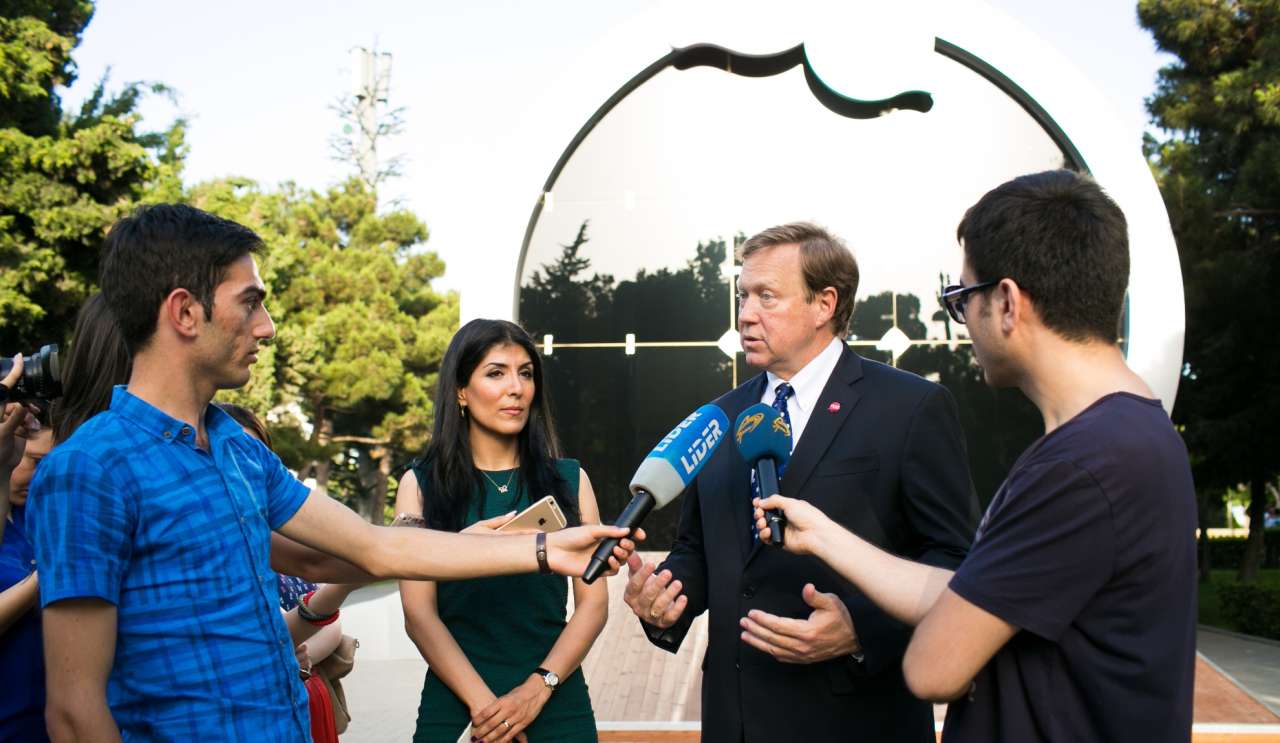 Nar showcases pavilion dedicated to partnership with 
Baku – 2015 European Games