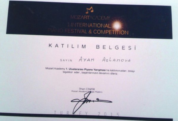 Юная азербайджанская пианистка завоевала "Академию Моцарта"