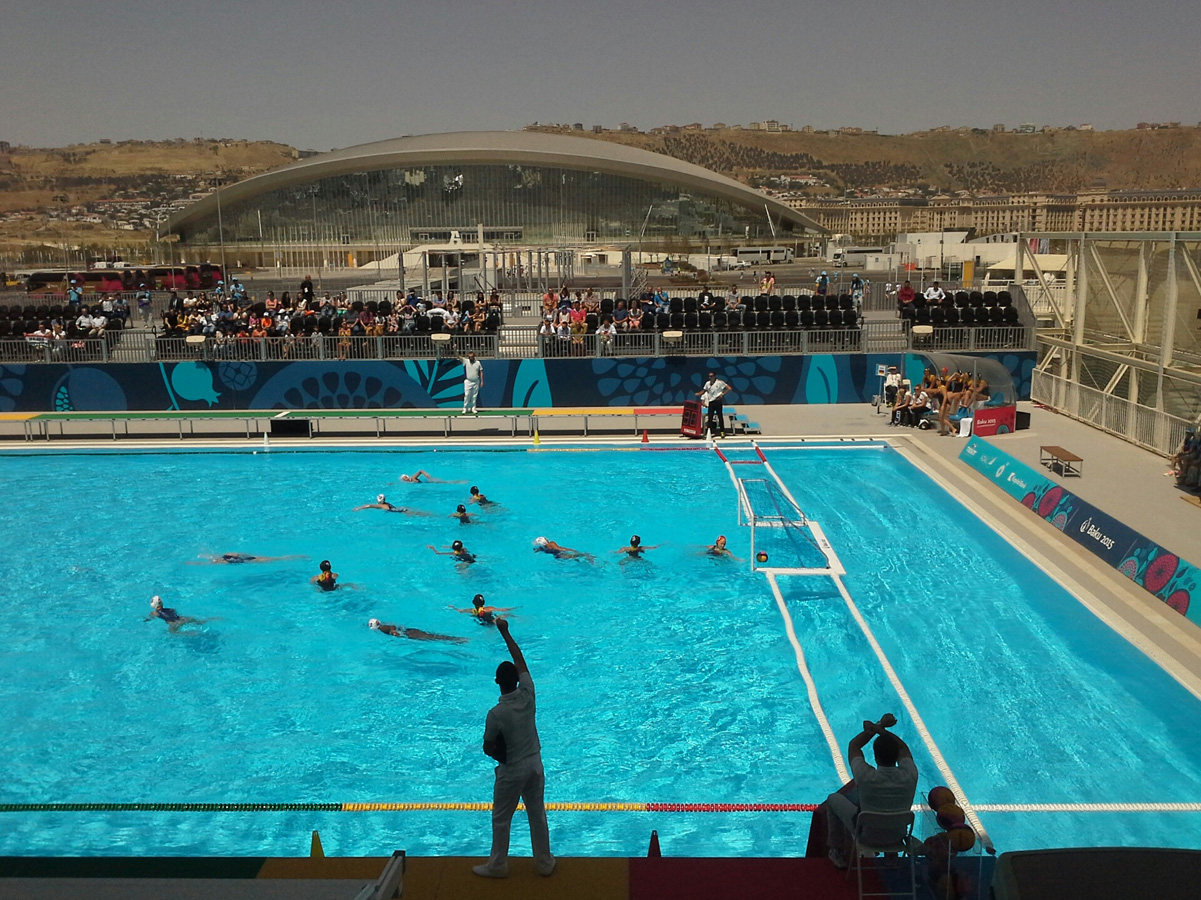 В Баку стартовали соревнования по водному поло