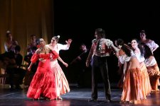 İspaniyanın “Flamenko” qrupu “Karmen” əsərini yeni quruluşda təqdim edib (FOTO)