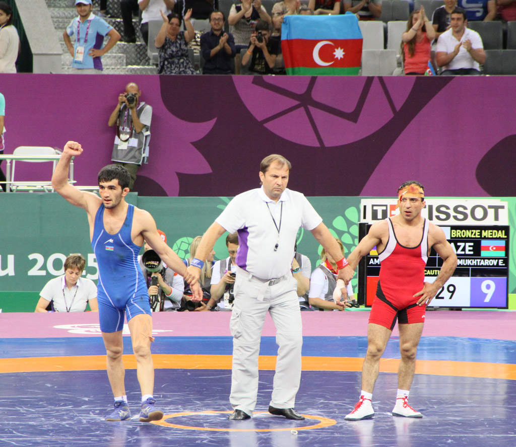 Azerbaijani wrestler defeats Armenian athlete at Baku 2015 (PHOTO, VIDEO)