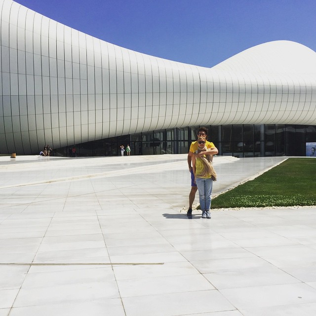 Андрей Малахов и его супруга посетили Центр Гейдара Алиева (ФОТО)