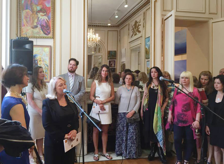 Картина Нигяр Нариманбековой собрала вокруг себя почитателей в Париже (ФОТО)