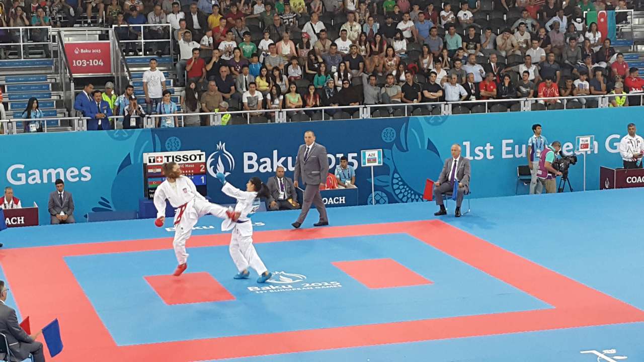 Azerbaijani female karateka advances to semi-finals at Baku 2015