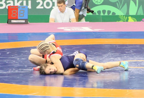 Azerbaijani athlete reaches finals at women’s wrestling competitions (PHOTO)
