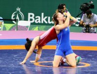 Две азербайджанские спортсменки вышли в полуфинал соревнований Евроигр по борьбе (ФОТО)