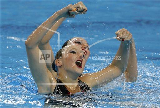 Фотосессия Associated Press, посвященная синхронному плаванию в рамках Евроигр в Баку