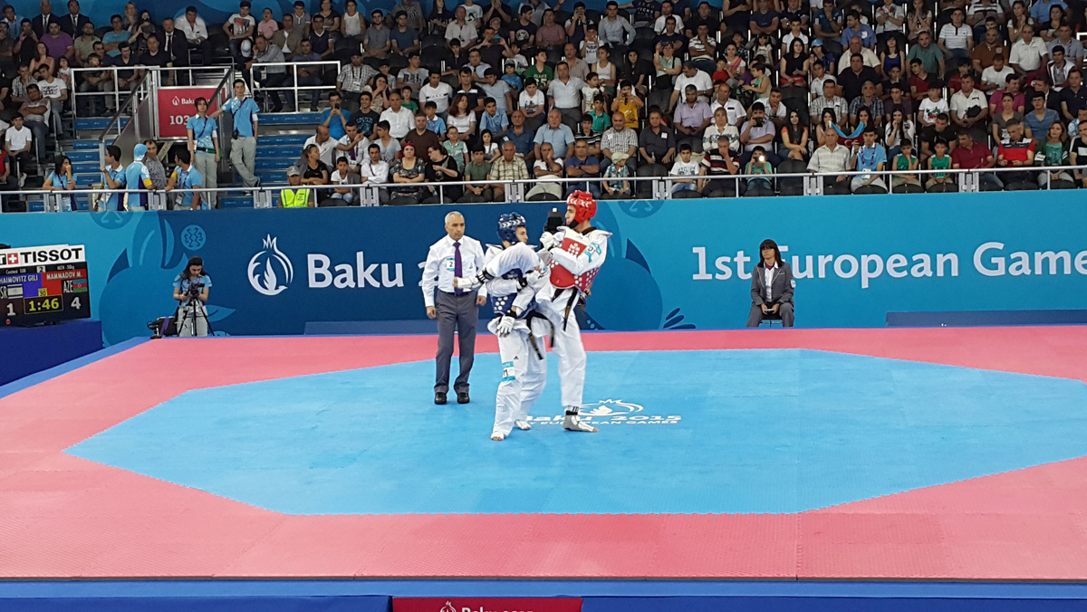 World taekwondo champion from Azerbaijan advances to semifinals at Baku 2015