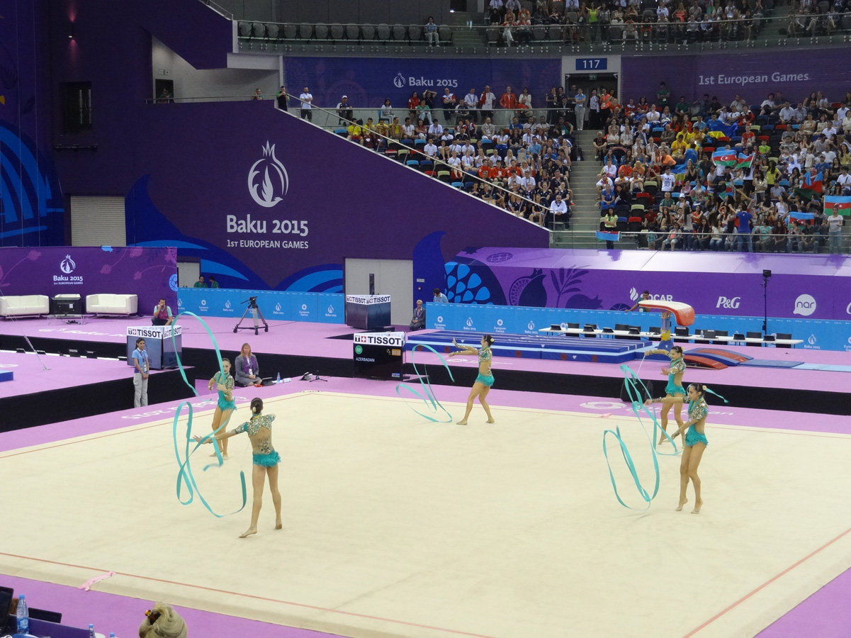 Azerbaijani female gymnasts perform with ribbons in group exercises at European Games (PHOTO)