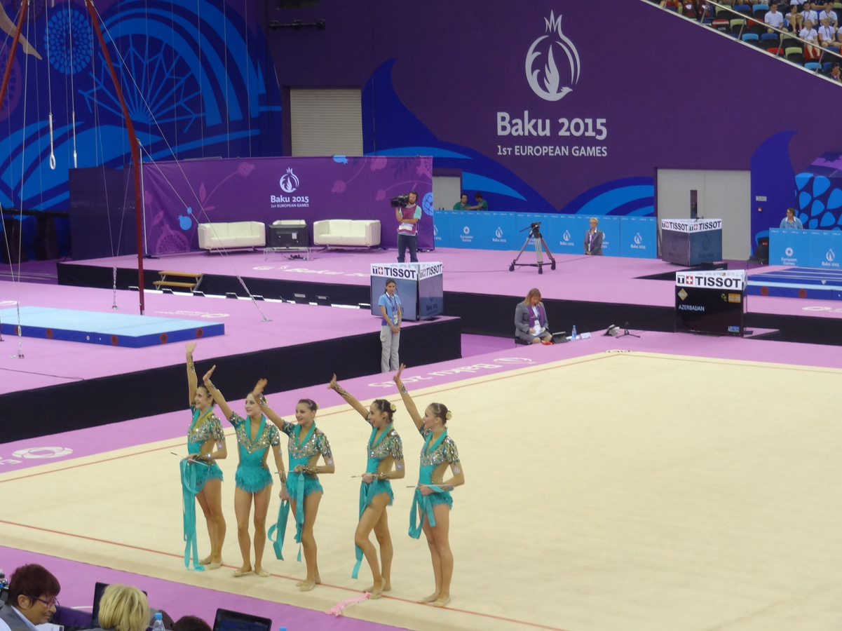 Azerbaijani female gymnasts perform with ribbons in group exercises at European Games (PHOTO)