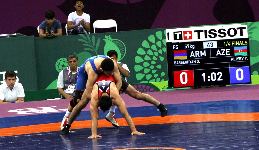 Азербайджанский борец, победив армянского спортсмена, вышел в полуфинал на Евроиграх (ФОТО) (ВИДЕО)