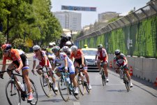 На соревнованиях по шоссейному велоспорту среди женщин Азербайджан представляют две спортсменки (ФОТО)