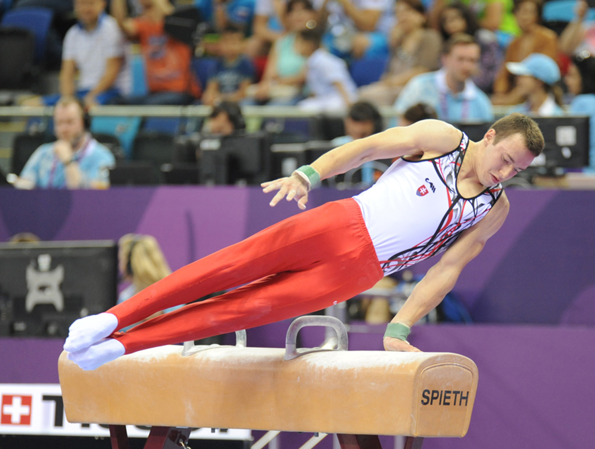 Azərbaycan gimnastı gümüş medal qazandı (FOTO)