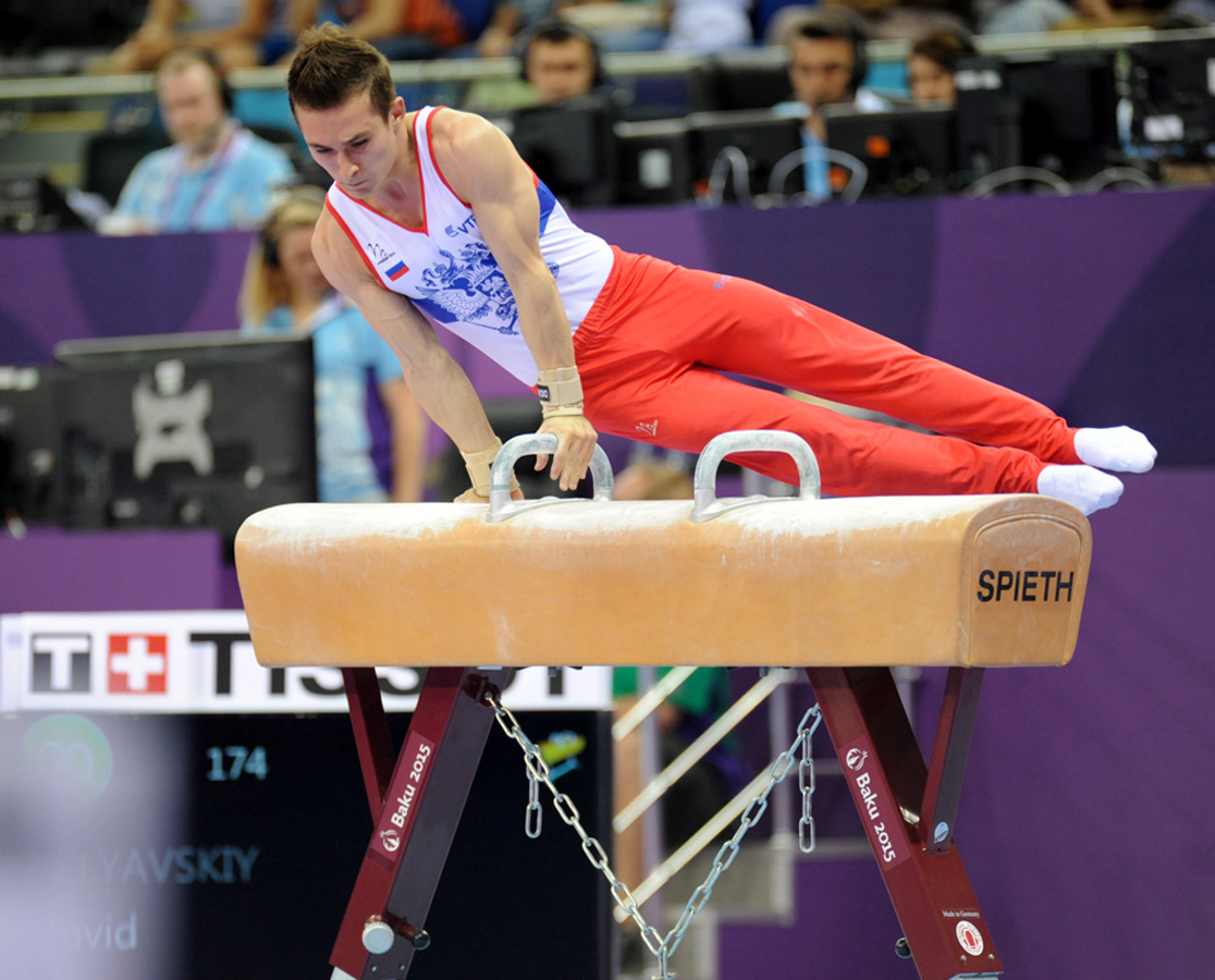 Azərbaycan gimnastı gümüş medal qazandı (FOTO)