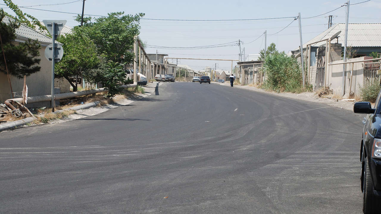 Ведется ремонт Балаханской дороги в Баку (ФОТО+ВИДЕО)