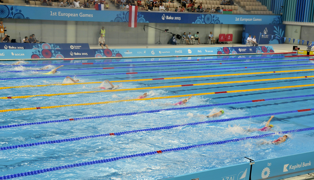 В рамках первых Евроигр в Баку продолжаются соревнования по плаванию (ФОТО)