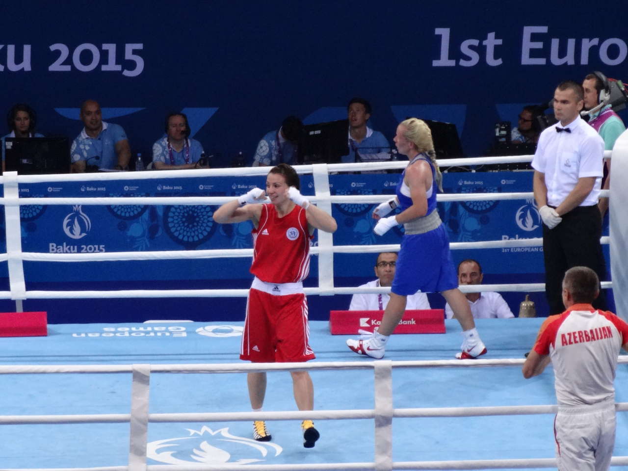 Azerbaijan’s female boxer advances to semifinals at Baku 2015 (PHOTO)