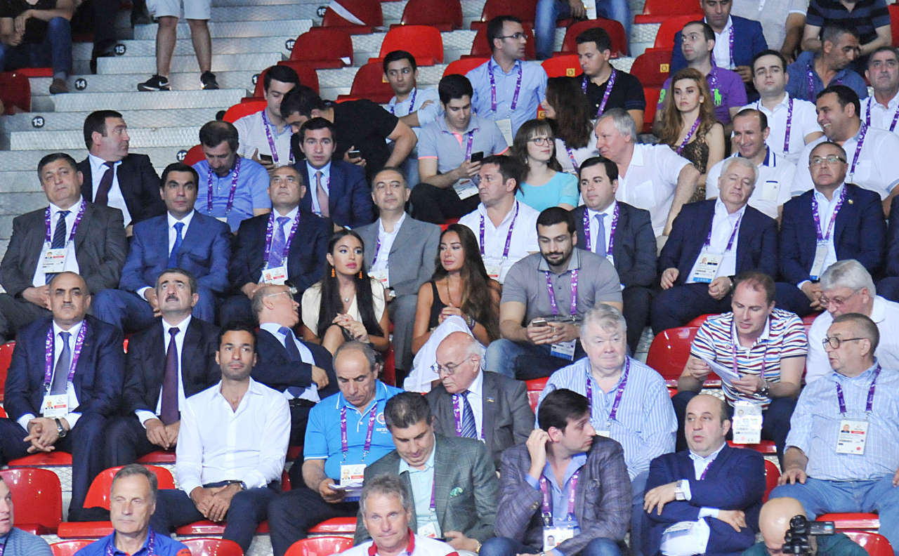 Вице-президент Фонда Гейдара Алиева Лейла Алиева и Арзу Алиева наблюдали за поединками азербайджанских боксеров (ФОТО)