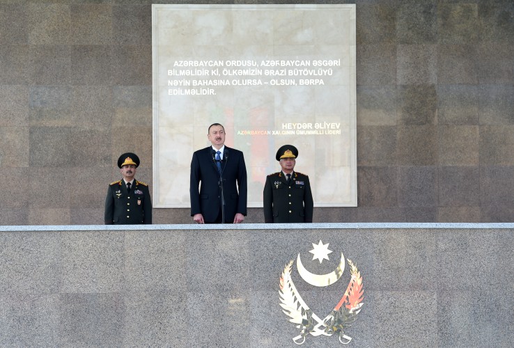 Президент Ильхам Алиев: Азербайджан смог значительно нарастить свой военный потенциал
