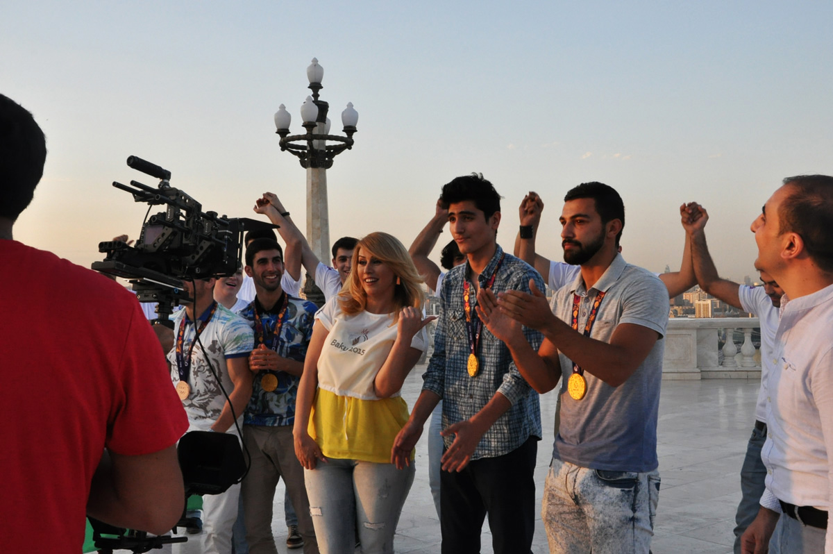 Чемпионы Евроигр в клипе азербайджанской певицы (ФОТО)