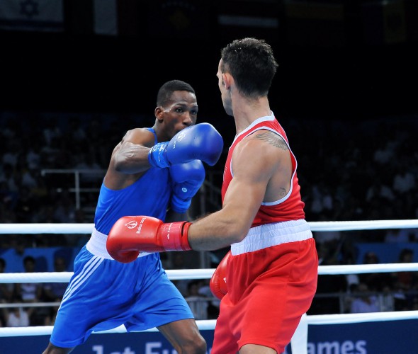 Азербайджанский боксер вышел в полуфинал Олимпиады в Рио