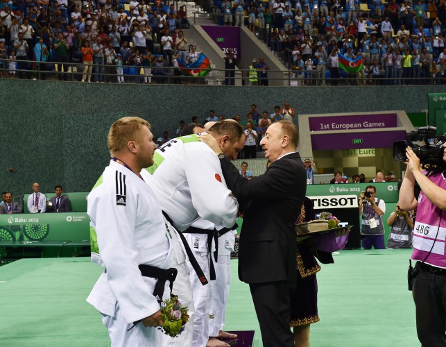 Президент Ильхам Алиев наградил дзюдоистов-паралимпийцев, победивших на Евроиграх (ФОТО,ВИДЕО)
