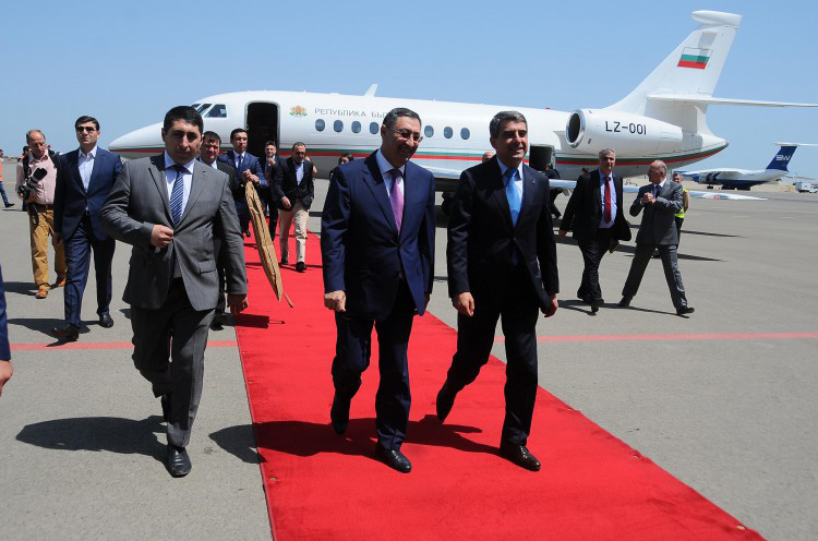 Bulgarian president arrives in Azerbaijan